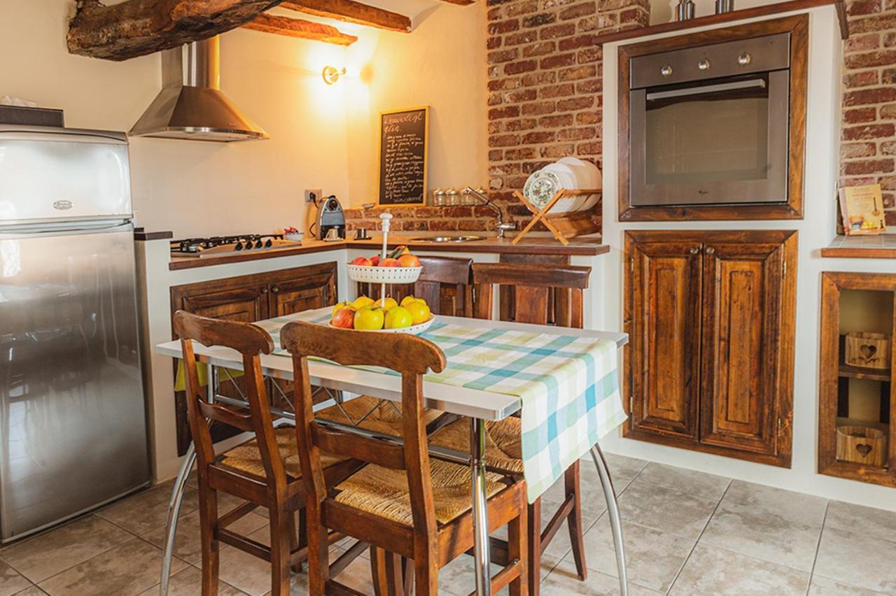 Il Giardino Sul Tetto B&B Guarene Exteriér fotografie