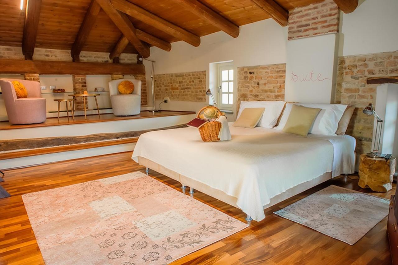 Il Giardino Sul Tetto B&B Guarene Exteriér fotografie