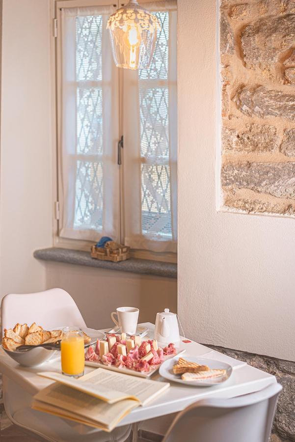 Il Giardino Sul Tetto B&B Guarene Exteriér fotografie